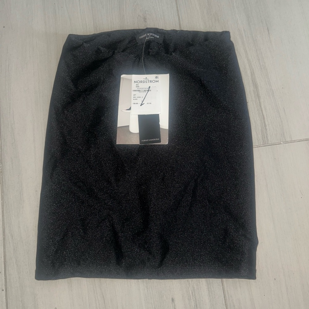 Naked wardrobe scoop front sleek skirt Size XS - Picture 2 of 6